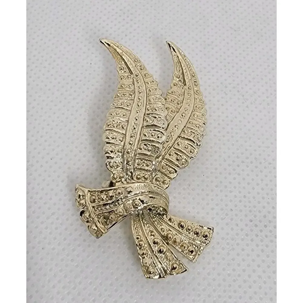 Vintage GERRY'S Signed Gold Tone Leaf Leaves Ribbon Brooch‎ Retro Fall Autumn
